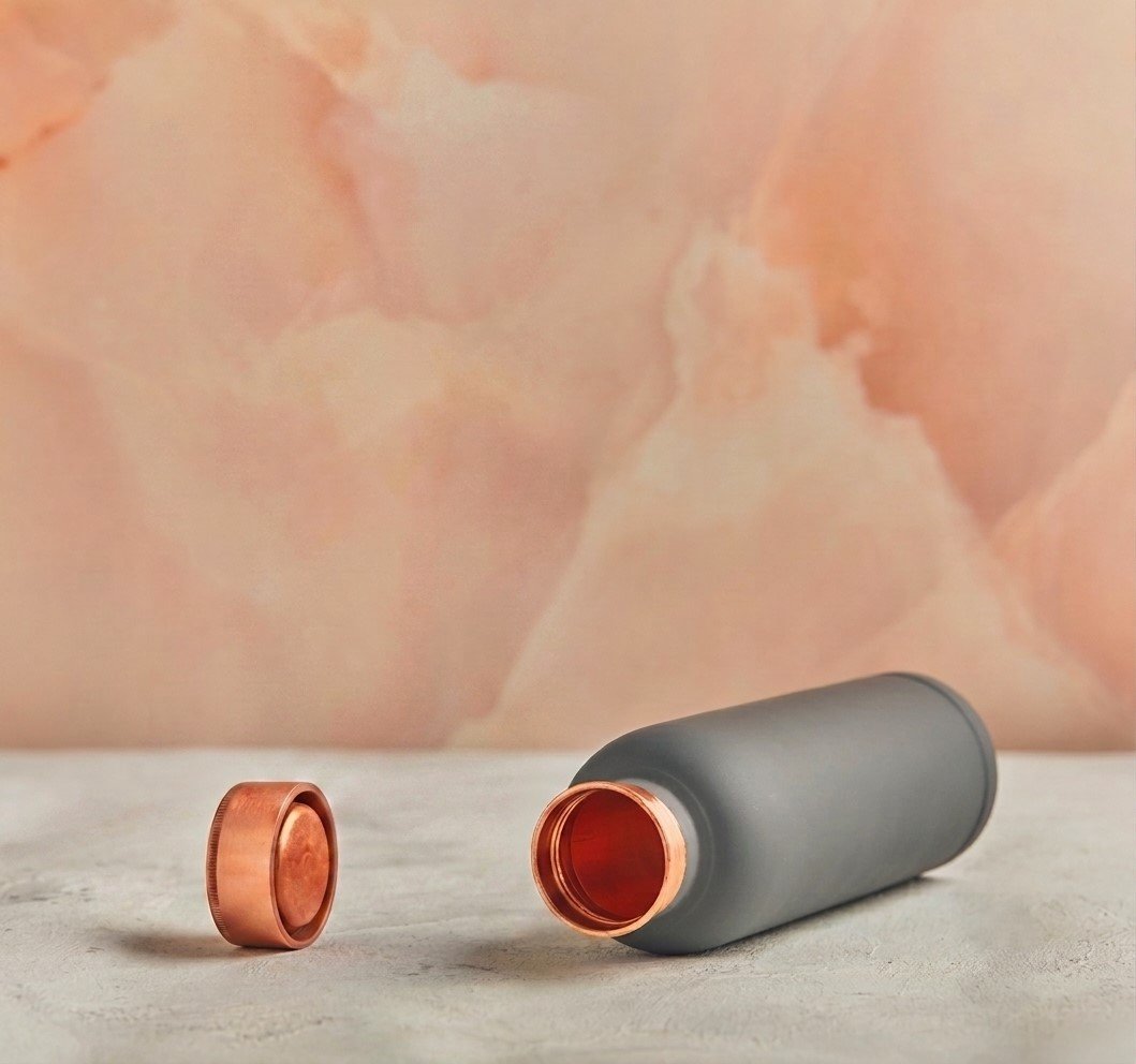 Premium Copper Water Bottle With Gray Color Design 1 Liter Leak Proof Protection - Image 2